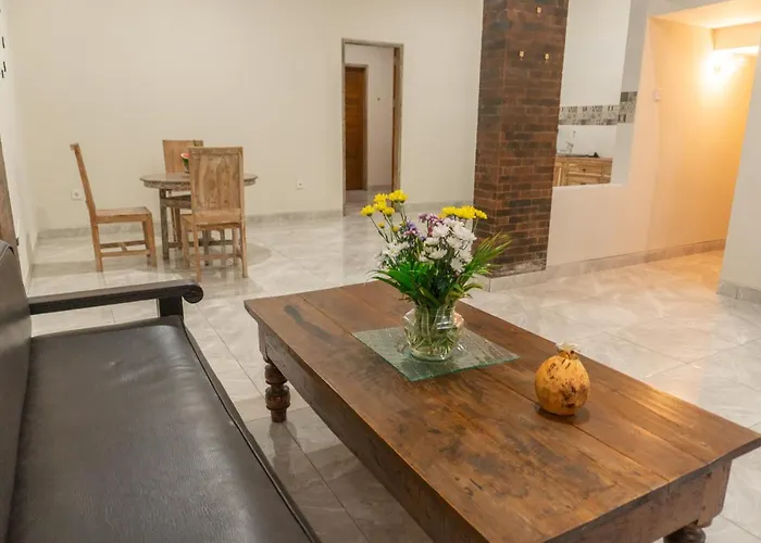 Townhouse, Pool & Kitchen, Ubud, Cucus Mondok 3* Ubud